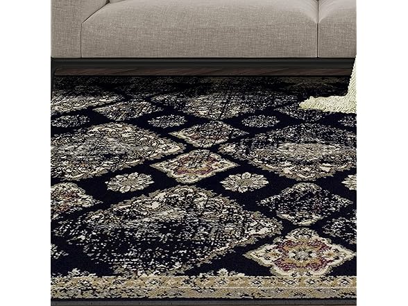 Superior 5'x8' Distressed Damask Border Rug