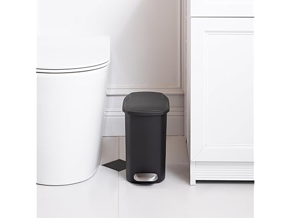 Amazon Basics Compact Plastic Bathroom Trash