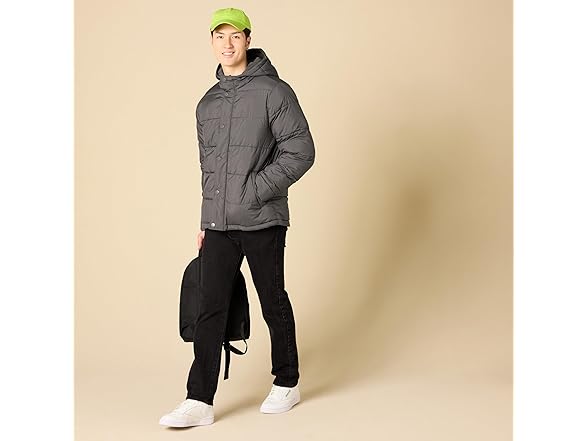 Amazon Essentials Men's Heavyweight Hooded Puffer Coat