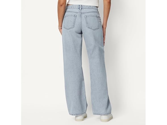 Amazon Essentials Women Ultra Soft Low-rise Jean