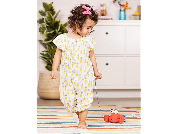 B. toys – Pull Along Lobster Toy