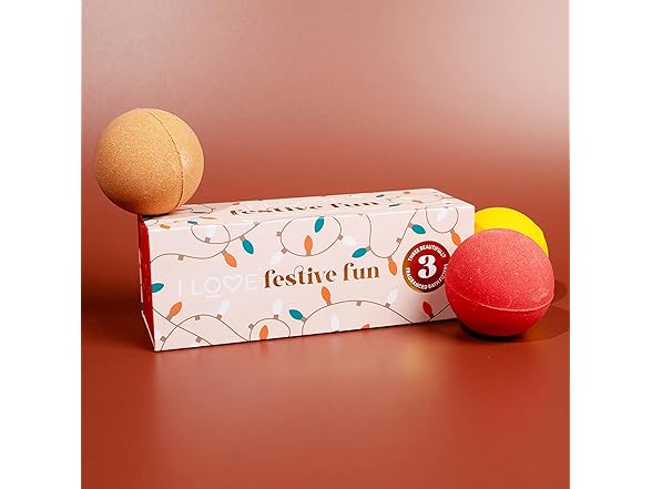 I LOVE I LOVE Cosmetics Festive Fun Bath Bombs