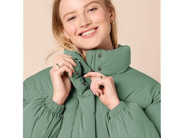 Amazon  Essentials Cropped Puffer Jacket Sage Green 3X