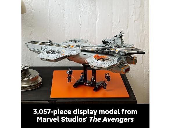LEGO 76354 Marvel Avengers S.H.I.E.L.D. Helicarrier