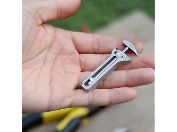 LZBEGGZ CON-12 Titanium Multitool