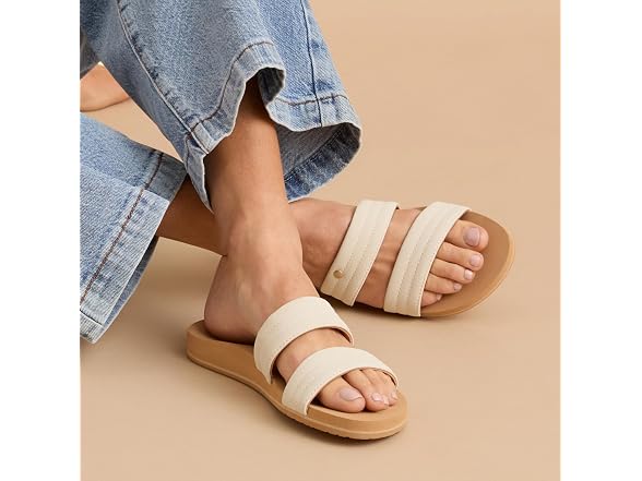REEF Cushion Breeze Kya Womens Sandal
