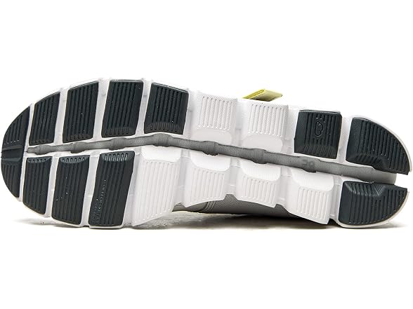 On Running Cloud Nexus Men's Shoes