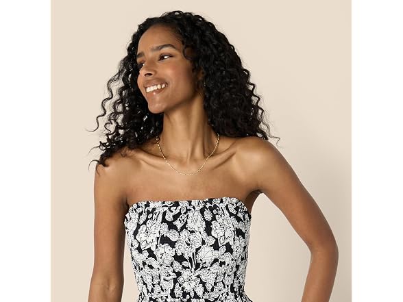 Amazon Essentials Women Regular-fit Smocked Dress
