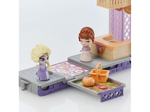 Disney Frozen Twirlabouts Picnic Playset
