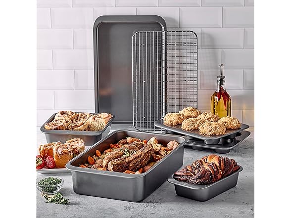 Chicago Metallic 7 Piece Nesting Bakeware Set