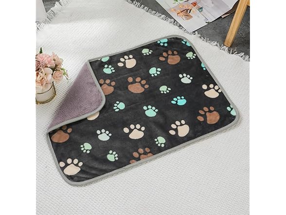 MALUKKOBRAND Cat Window Perch with Blanket