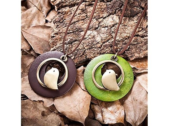 COOSTUFF ANNA Womens Pendant Necklace