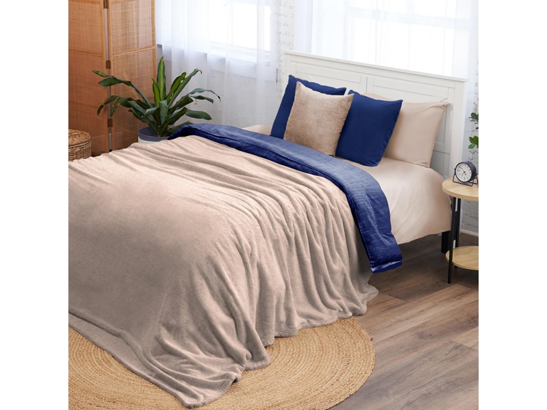 Northwest Ashford Home Cozy Warmwell Blanket Moonlight Taupe King Size 108 x 90 inches 