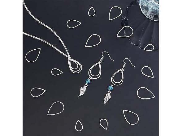 UNICRAFTALE 3 Sizes About 36pcs Teardrop Charm