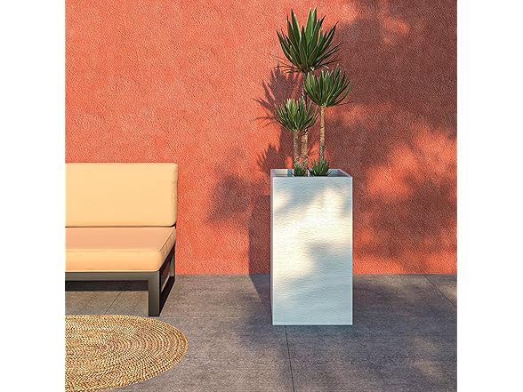 LeisureMod BP31W Basalt Planter White