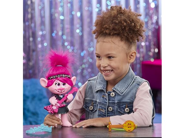 DreamWorks Trolls Pop-to-Rock Poppy Singing Doll