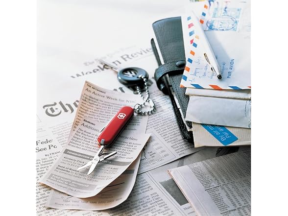 Victorinox Classic SD Red