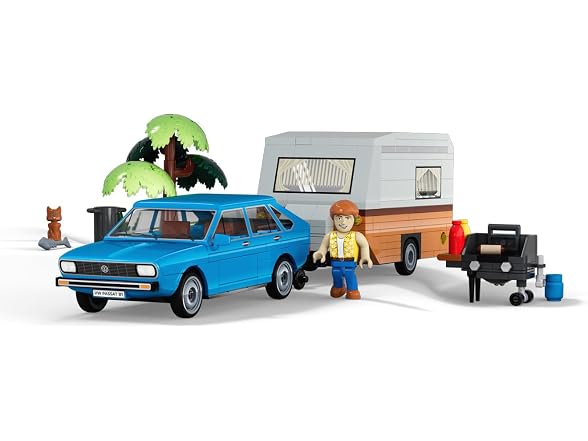COBI Volkswagen Passat B1 with Caravan