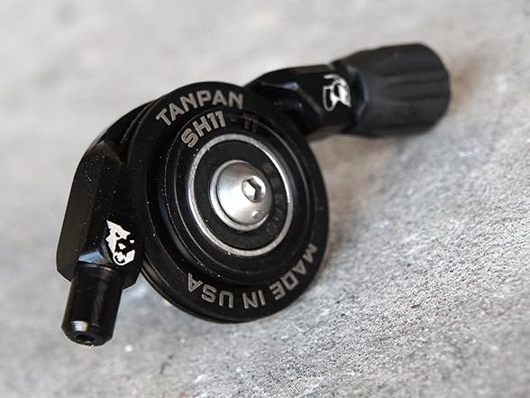 Wolf Tooth tanpan Converter, Black, M