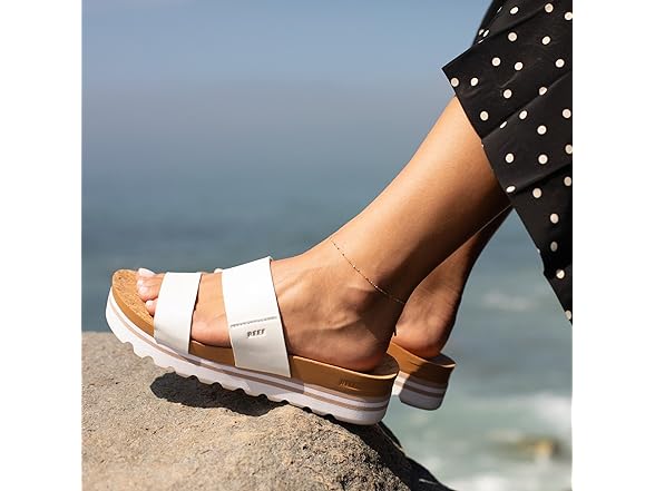 Reef Cushion Vista Hi Sandals - Women's, 11