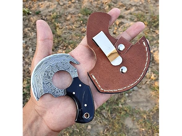 Vetus Skinning Knife BULL Horn Damascus