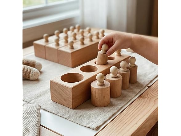 1.75"x6.25" Wood Cylinders 4pc