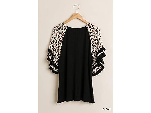 Umgee Women (M) Layered Bell Sleeve Tunic Top