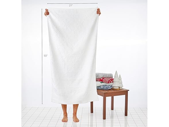 SKL Home Winter Snowflake Bath Towel