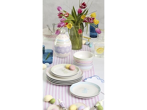 Oneida  Bunny Hop Serving Bowl