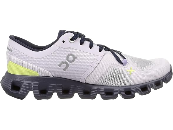 ON Womens Cloud X3 Shoes (10.5)