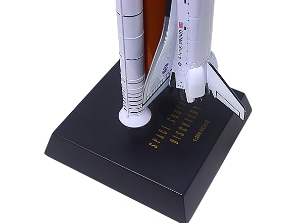 Executive Series Space Shuttle Discovery 1/200 Scale