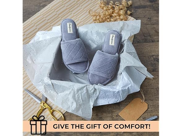 Dearfoams Women's Memory Foam Slippers- Medium grey