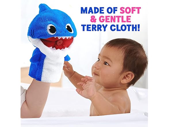Splash & Spray Daddy Shark Bath Buddy