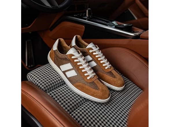 Piloti EVO Mens Driving Sneaker