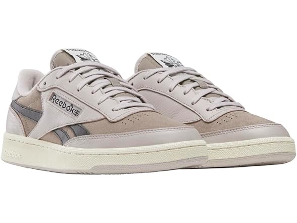 Reebok Unisex Club C Revenge Vintage II