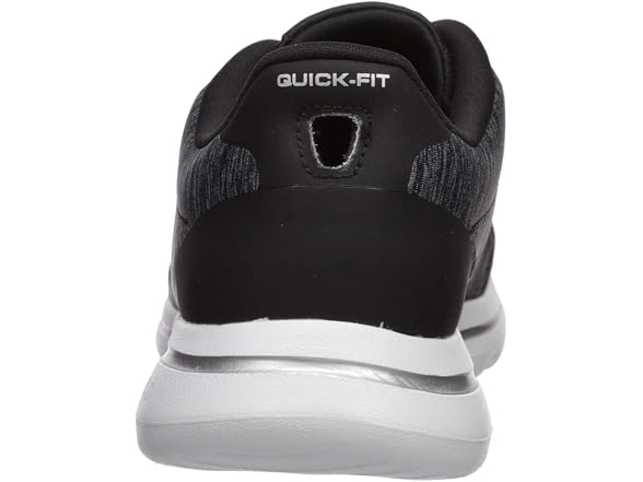 Skechers Women's Go Walk 5 True Sneaker