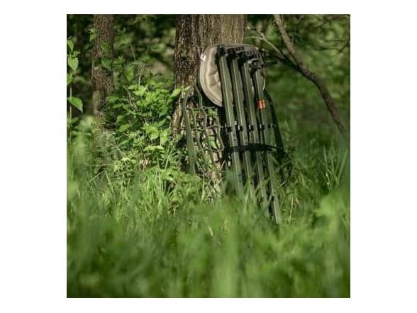 NOVIX Echo Lightweight Hang On Tree Stand