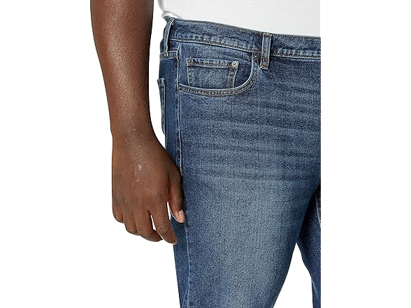 Amazon Essentials Mens Jean Med Wash (33x32)