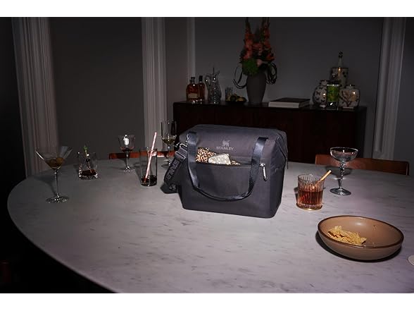 Stanley All Day Julienne Max Soft Cooler Bag and Lunch Box, Soft Orchid