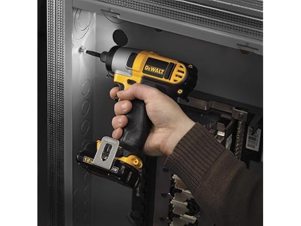 DEWALT DCF815S2 12V MAX Impact Driver Kit, 1/4in