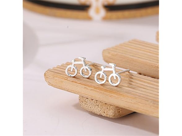swglcowo Bicycle Small Stud Earrings
