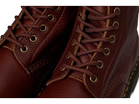 Dr. Martens Unisex 1460 Pascal Leather 8 Eye Boot (10W/9M)