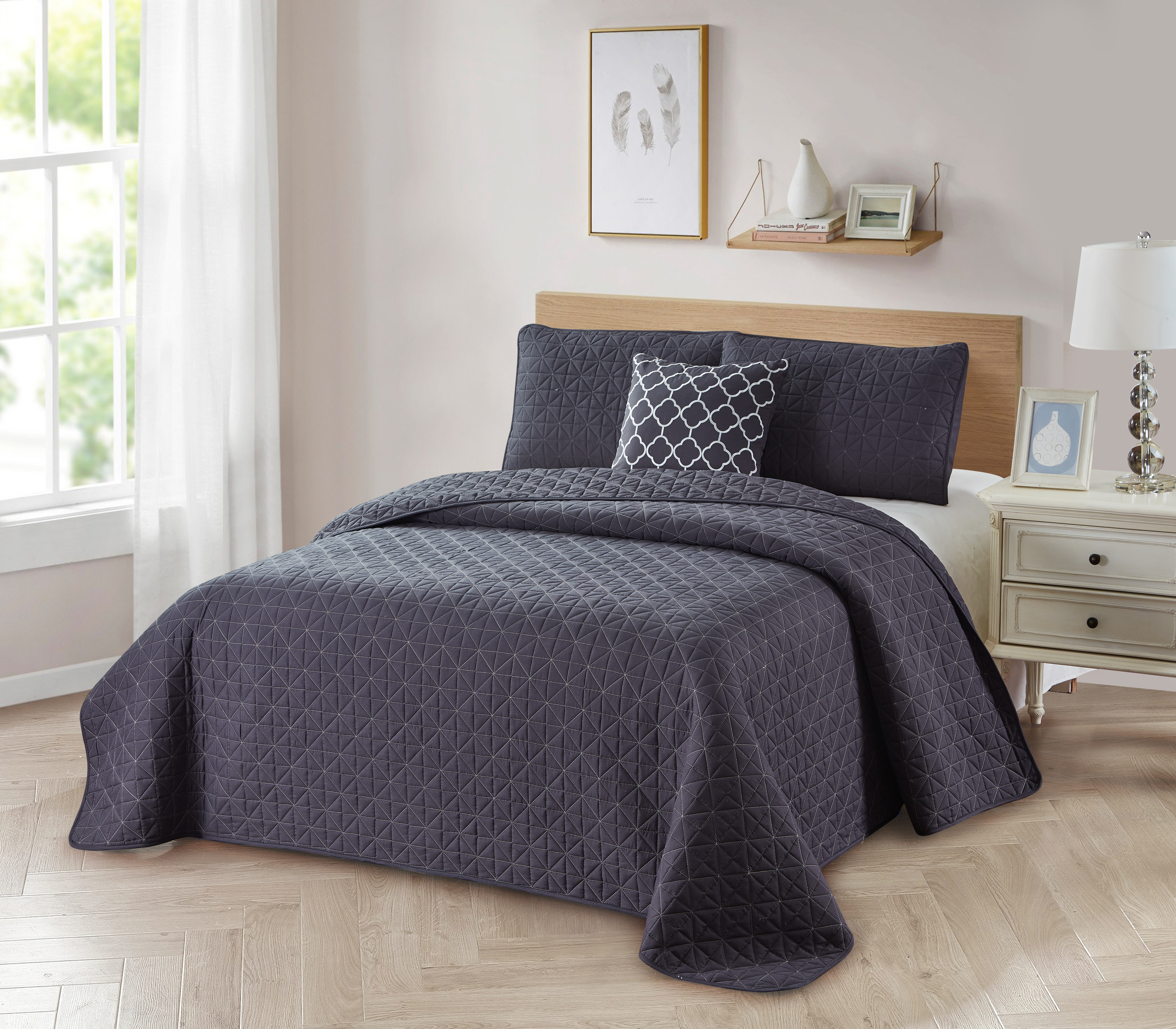 Bibb Home Solid Reversible Quilt Sets - Gallery 10