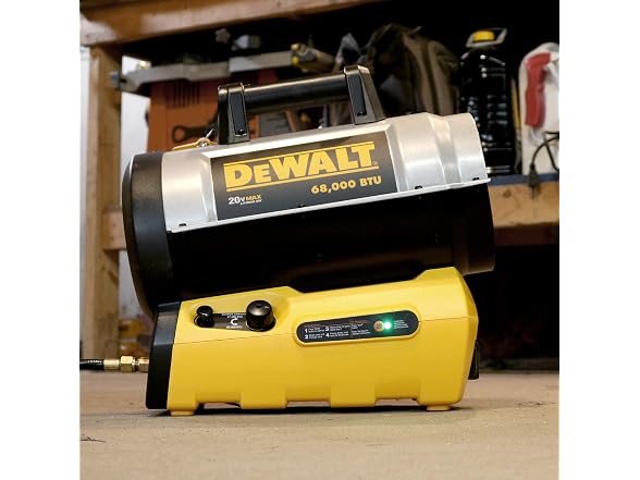 DeWalt 68,000 BTU 20 Volt Battery Start