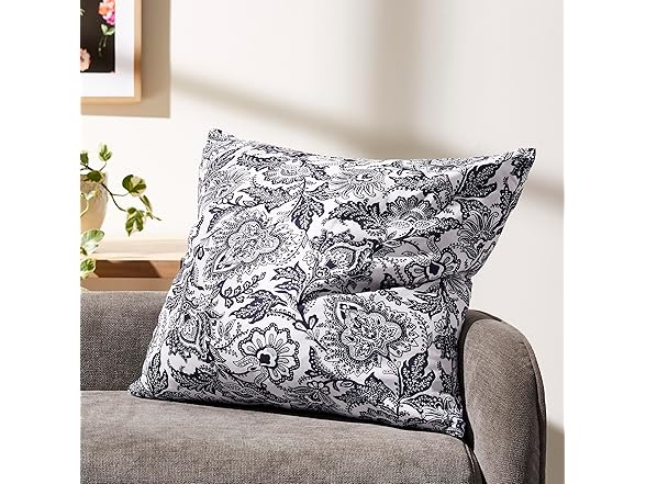  Vera Bradley Decorative Throw Pillow Cover