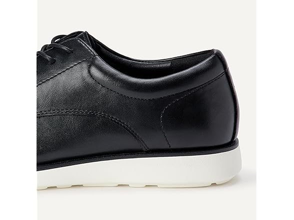 Amazon Essentials Men's Casual Derby Dress Shoes