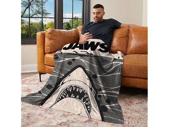 Northwest Jaws Duotone Throw Blanket 50"x60"