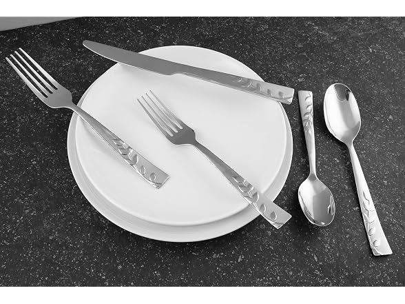 Cambridge Blossom Sand 20-Piece Flatware Set