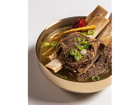 Sempio Korean Soy Sauce for Soup – 31.45oz.