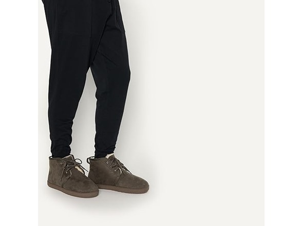 Amazon Essentials Men Sherpa Lined Chukka Boots